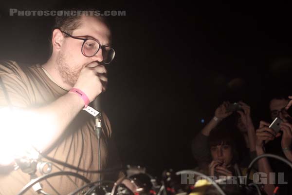 DAN DEACON - 2011-04-07 - PARIS - Gaite Lyrique - 